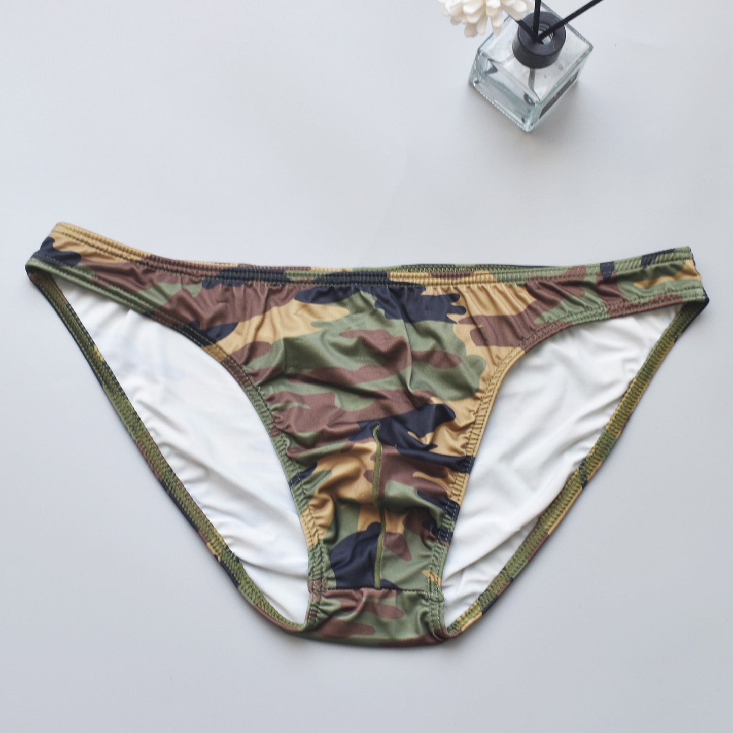 ah46-Men's fashionable low-waist quick-drying briefs